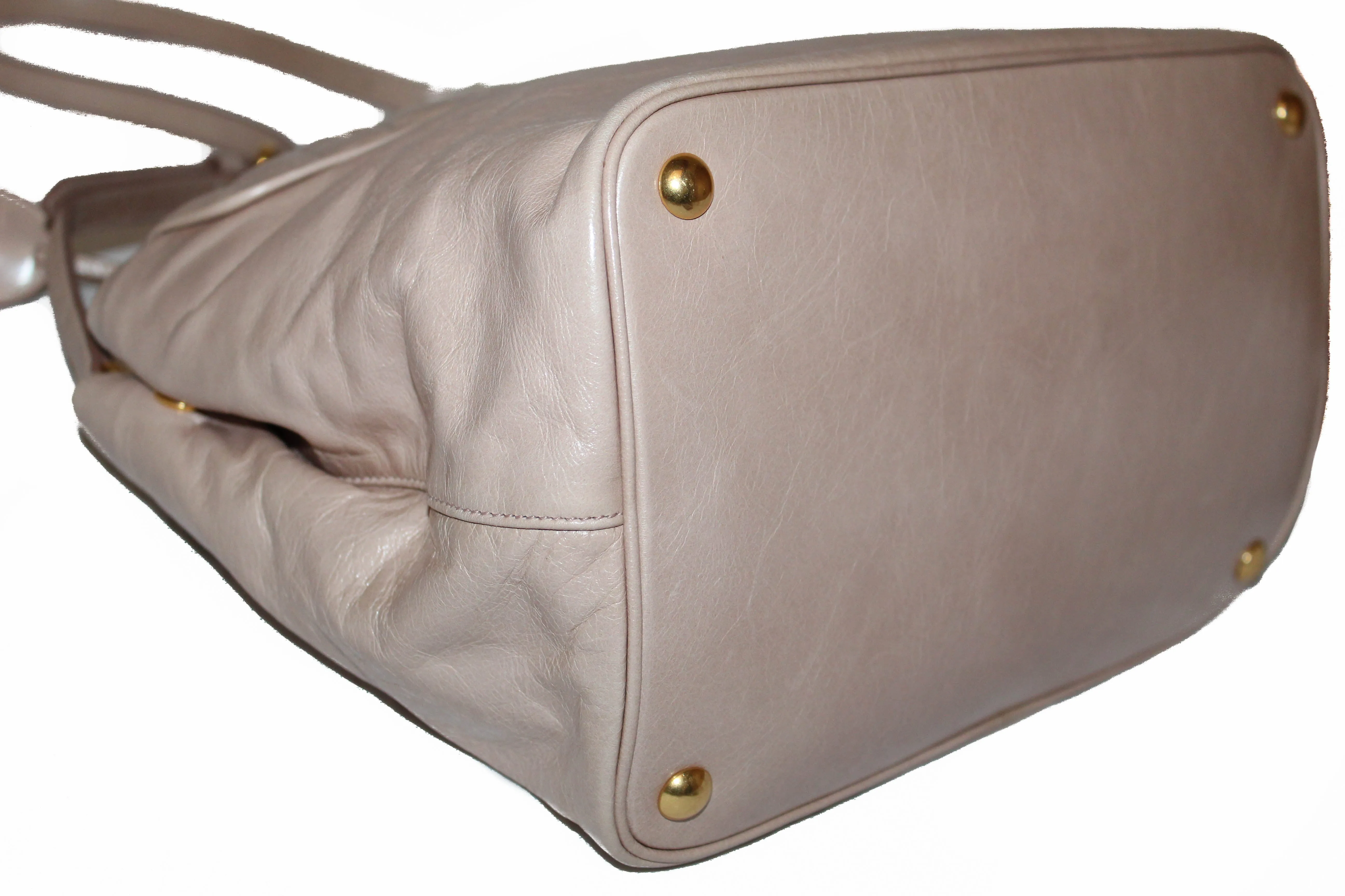 Authentic Miu Miu Cipria Vitello Shine Trapu Leather Hand Bag/Shoulder Bag