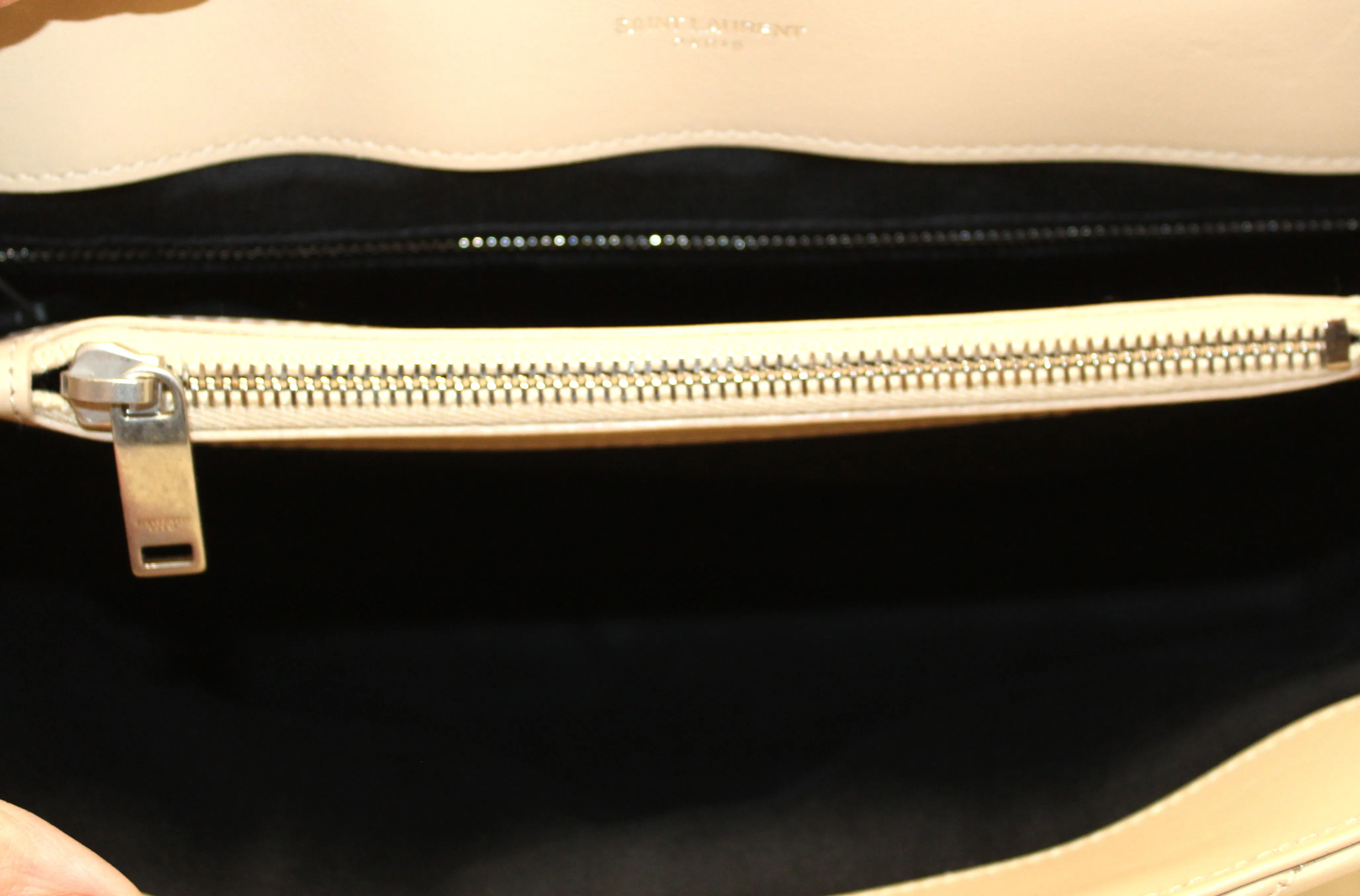 Authentic Yves Saint Laurent Dark Beige Matelasse Y Leather Medium LouLou Bag