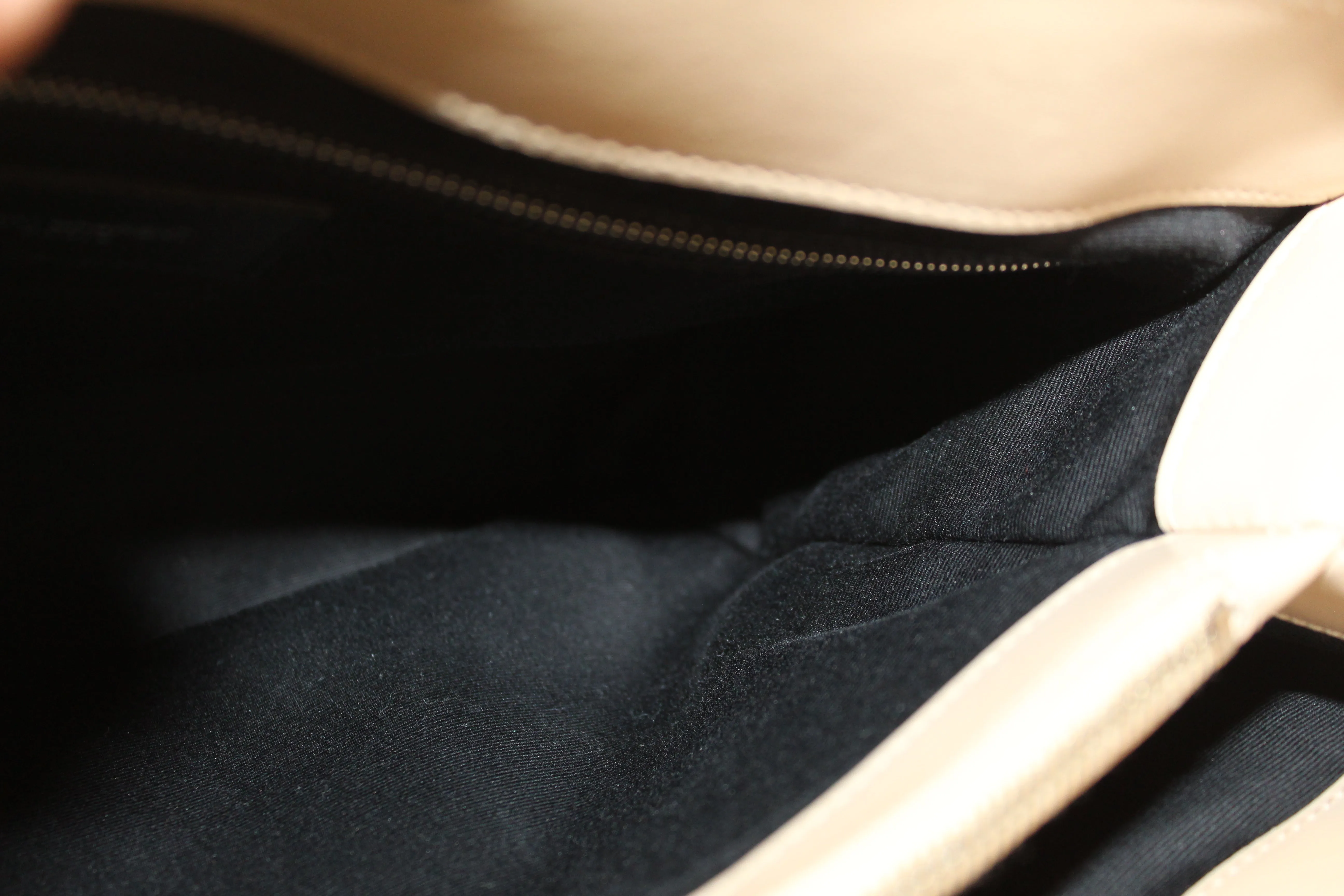 Authentic Yves Saint Laurent Dark Beige Matelasse Y Leather Medium LouLou Bag