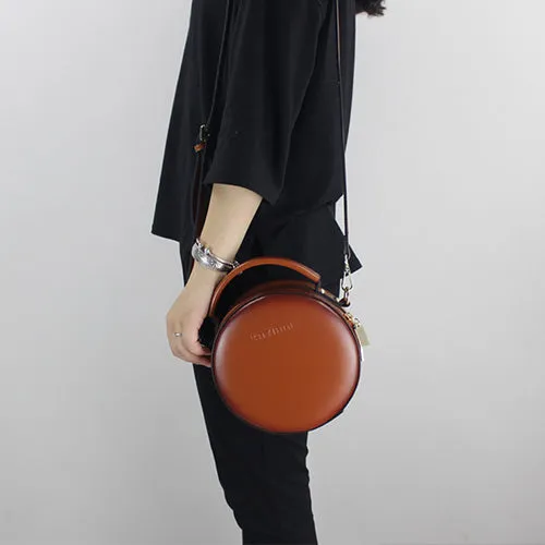 Black Leather Circle Crossbody Bag - Stylish Round Purse