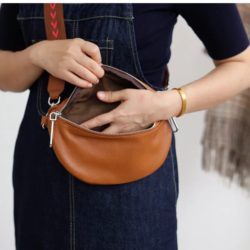 Chic Women's Crossbody Chest Bag Leather Sling Pack For Women