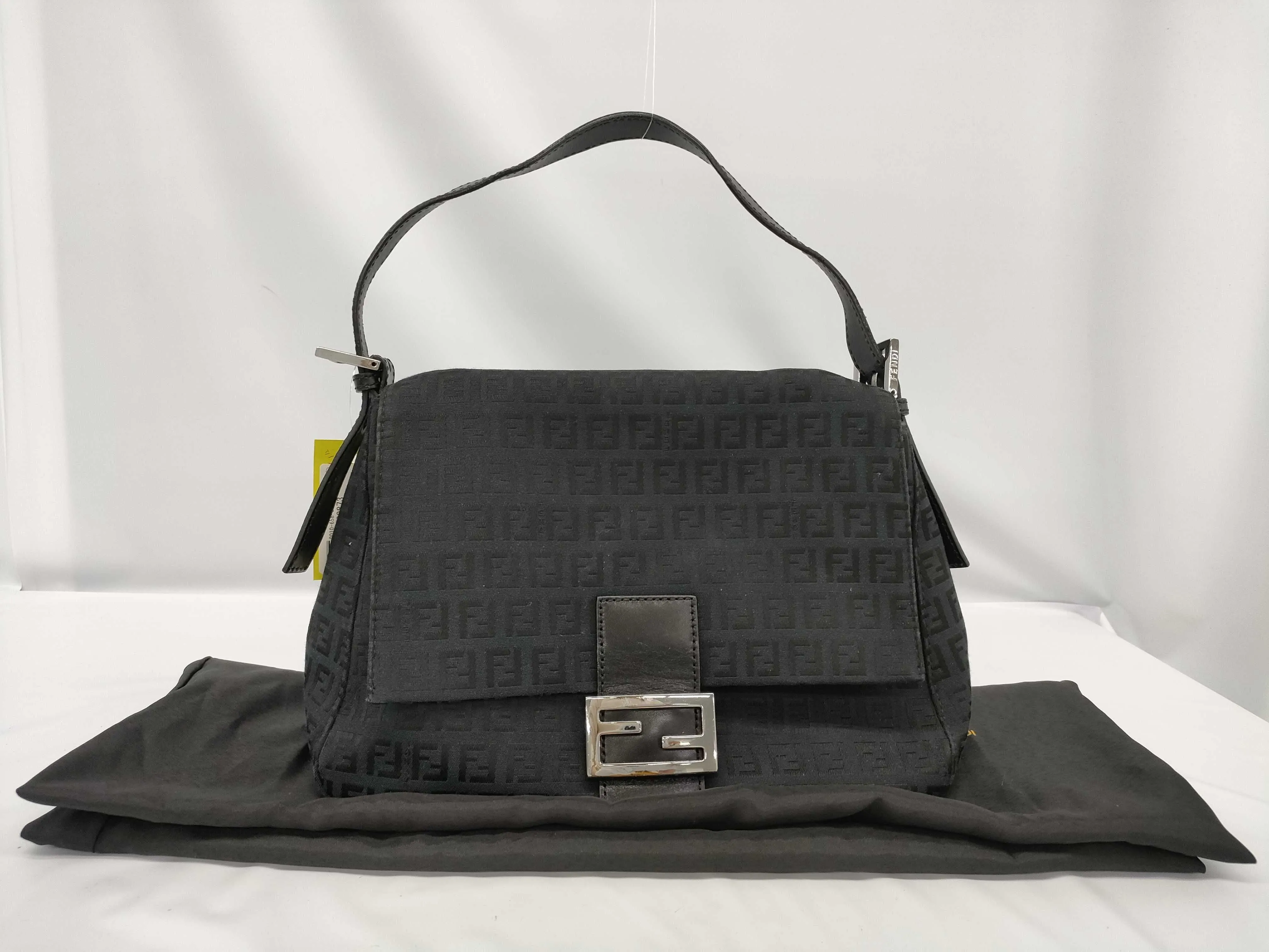 Fendi Zucchino  Leather Shoulder Bag ()