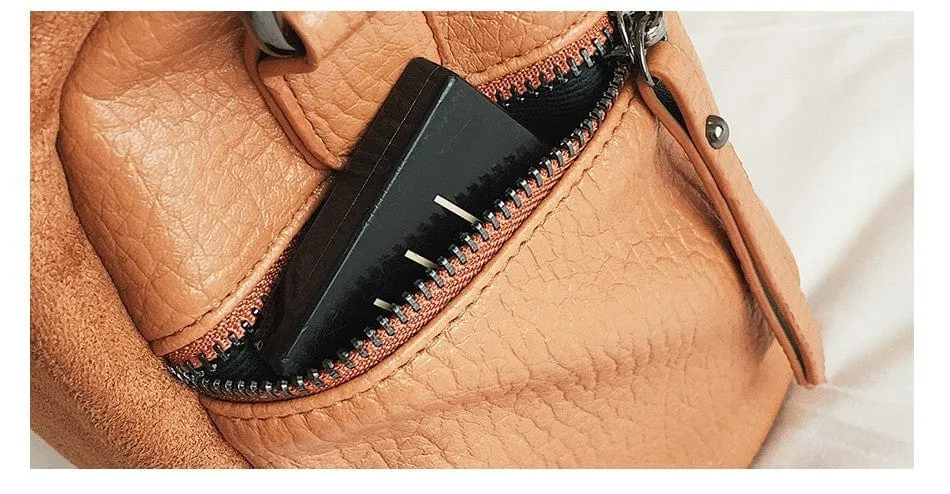 Large Capacity Rivet Tote Bag