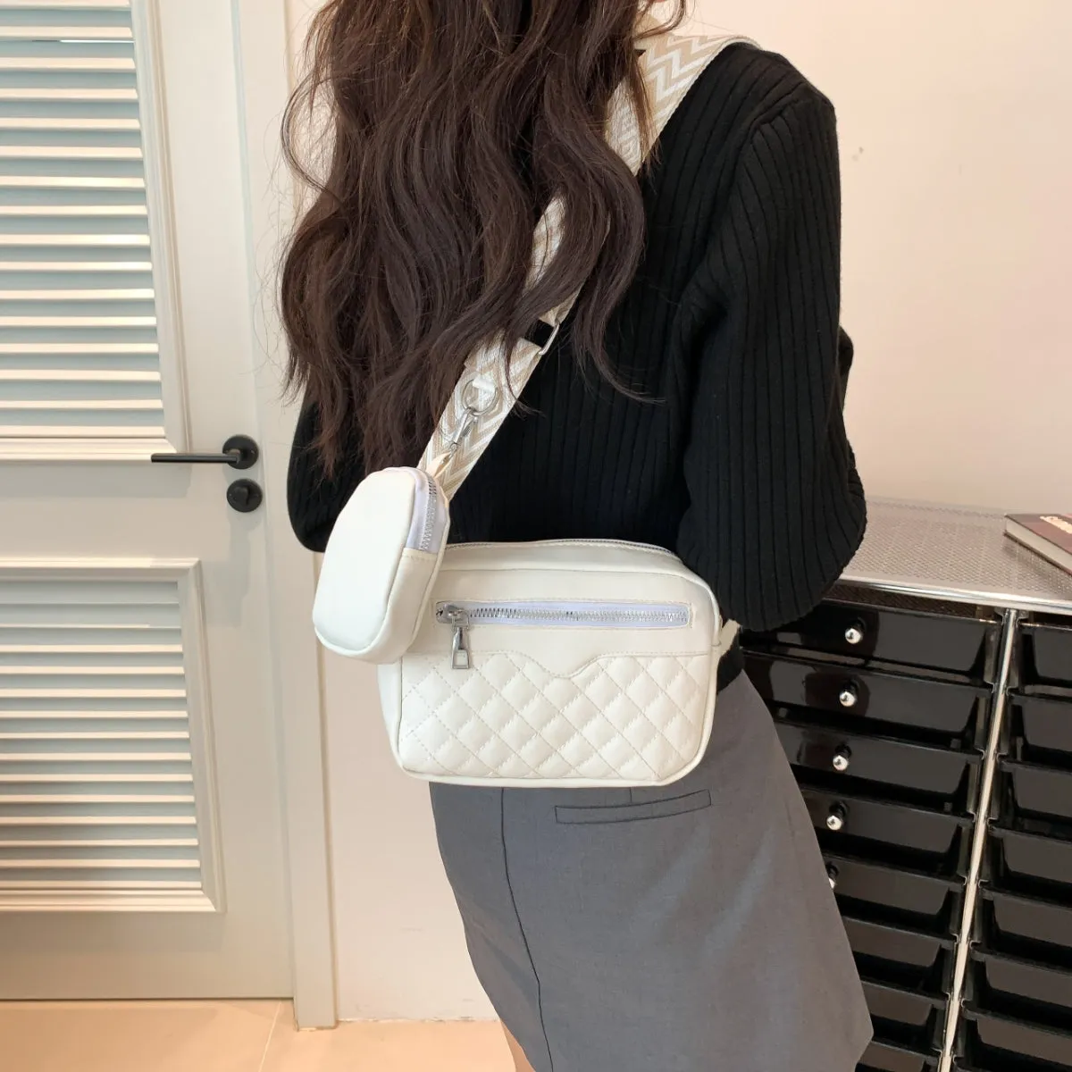 TEEK - Stitching Zipped Combo Shoulder Bag